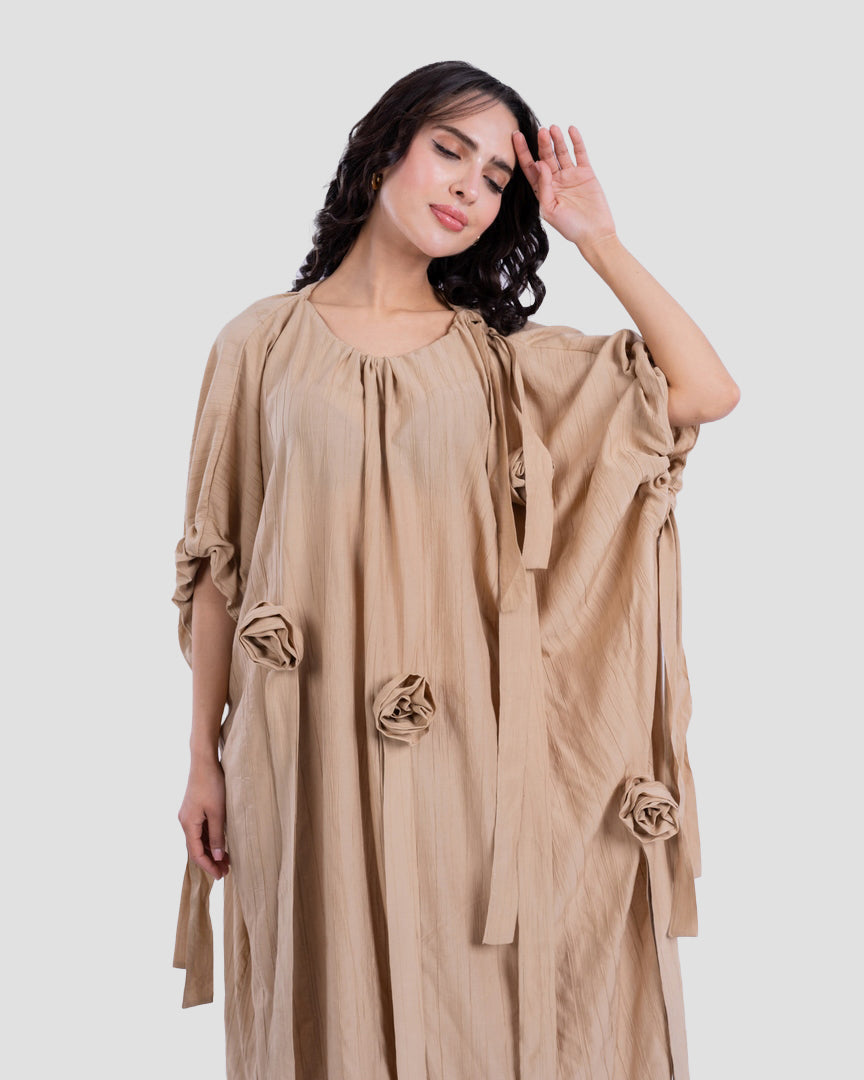 LONG DRESS OVERSIZED WITH 3D FLOWERS