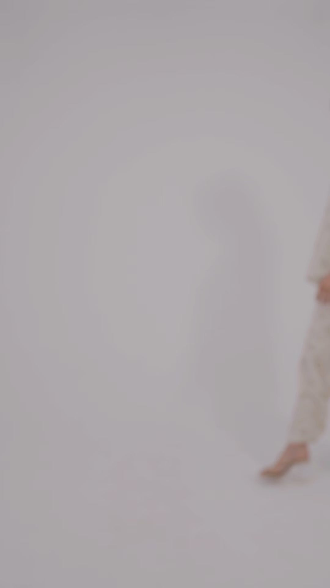 PRINTED RELAXED-FIT BLOUSE WITH V-NECK