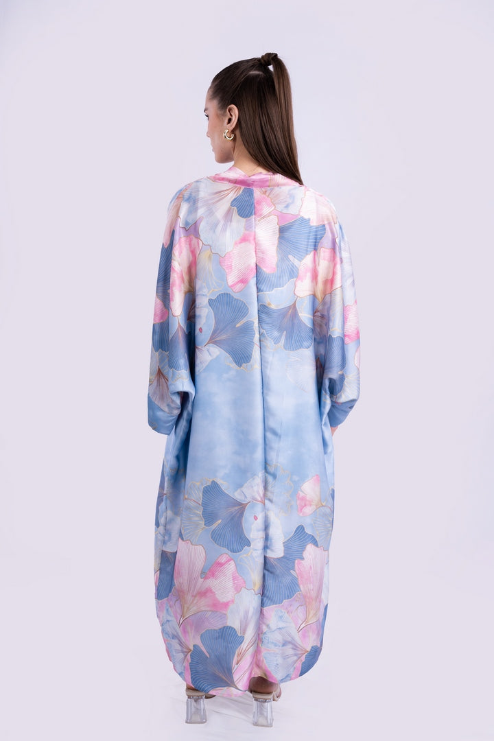 OVERSIZED KIMONO WITH FLOWERS