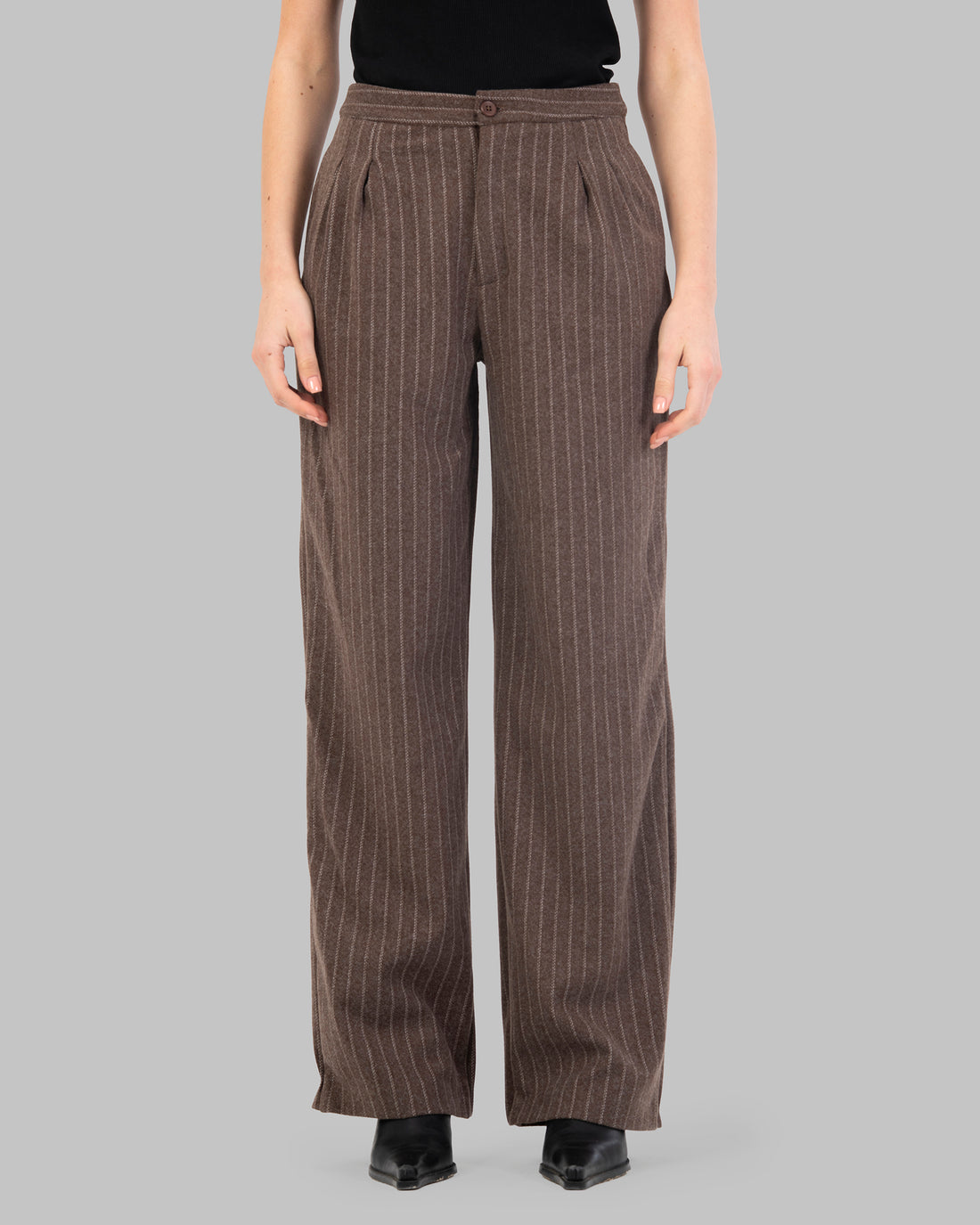 High-Waist Pinstripe Straight  Trousers with Front Pleats.