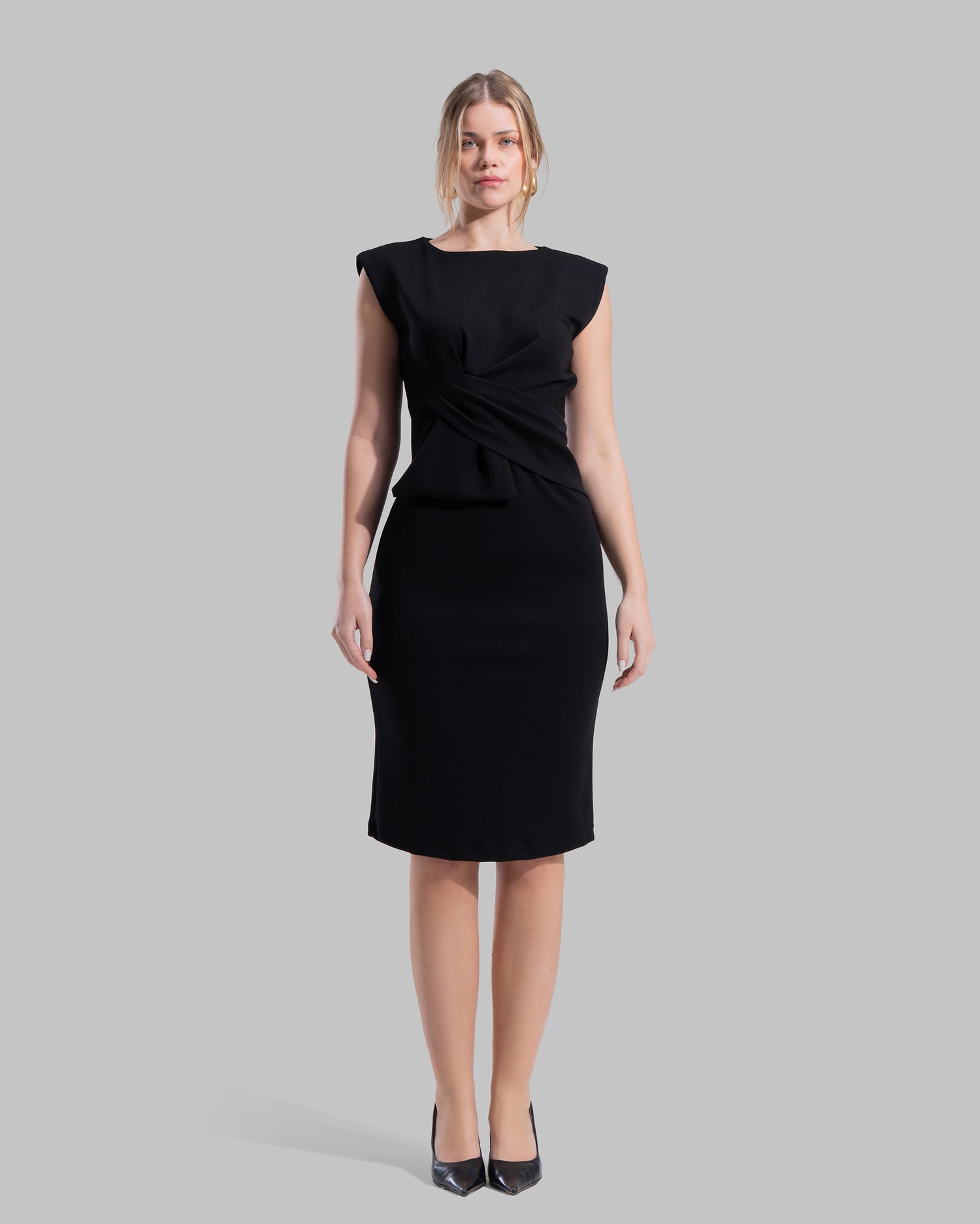 Sleeveless midi dress featuring a round neckline and front draped knot detail.